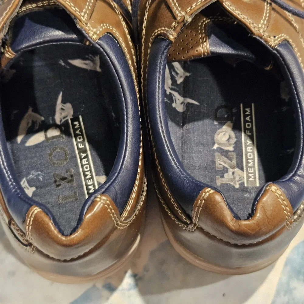Izod Felix Men's Boat Shoes Brown Casual Lace Up Size 9